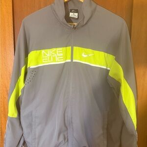 Nike Elite Men's Gray and Neon Yellow Windbreaker